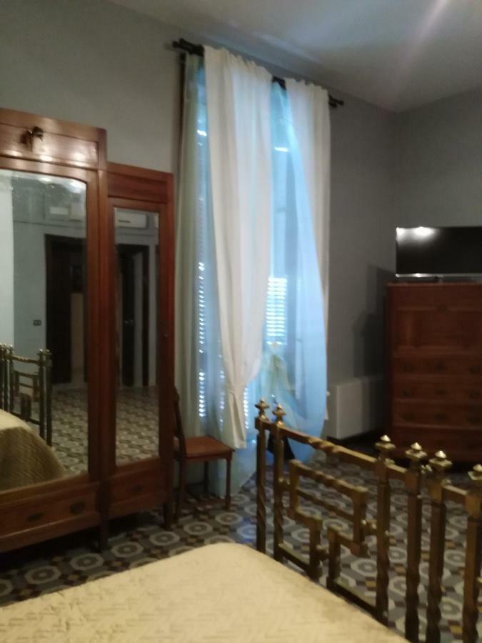 Bed and Breakfast Domus Cicerone Formia Exterior foto