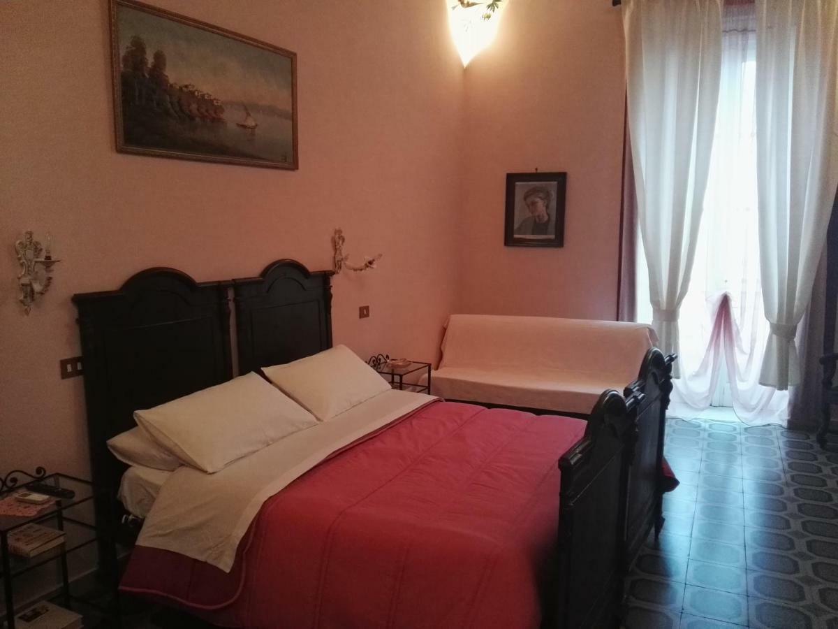 Bed and Breakfast Domus Cicerone Formia Exterior foto